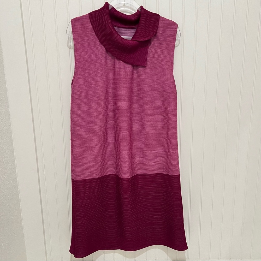 Vanite Couture Sleeveless Pink and Burgundy Knit Dress